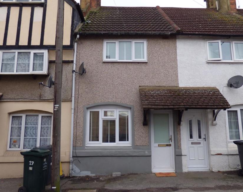 Taunton Road, Northfleet, Gravesend Sealeys Estate Agents Limited t/a Sealeys Walker Jarvis